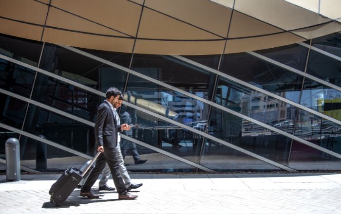 How To Move To Dubai